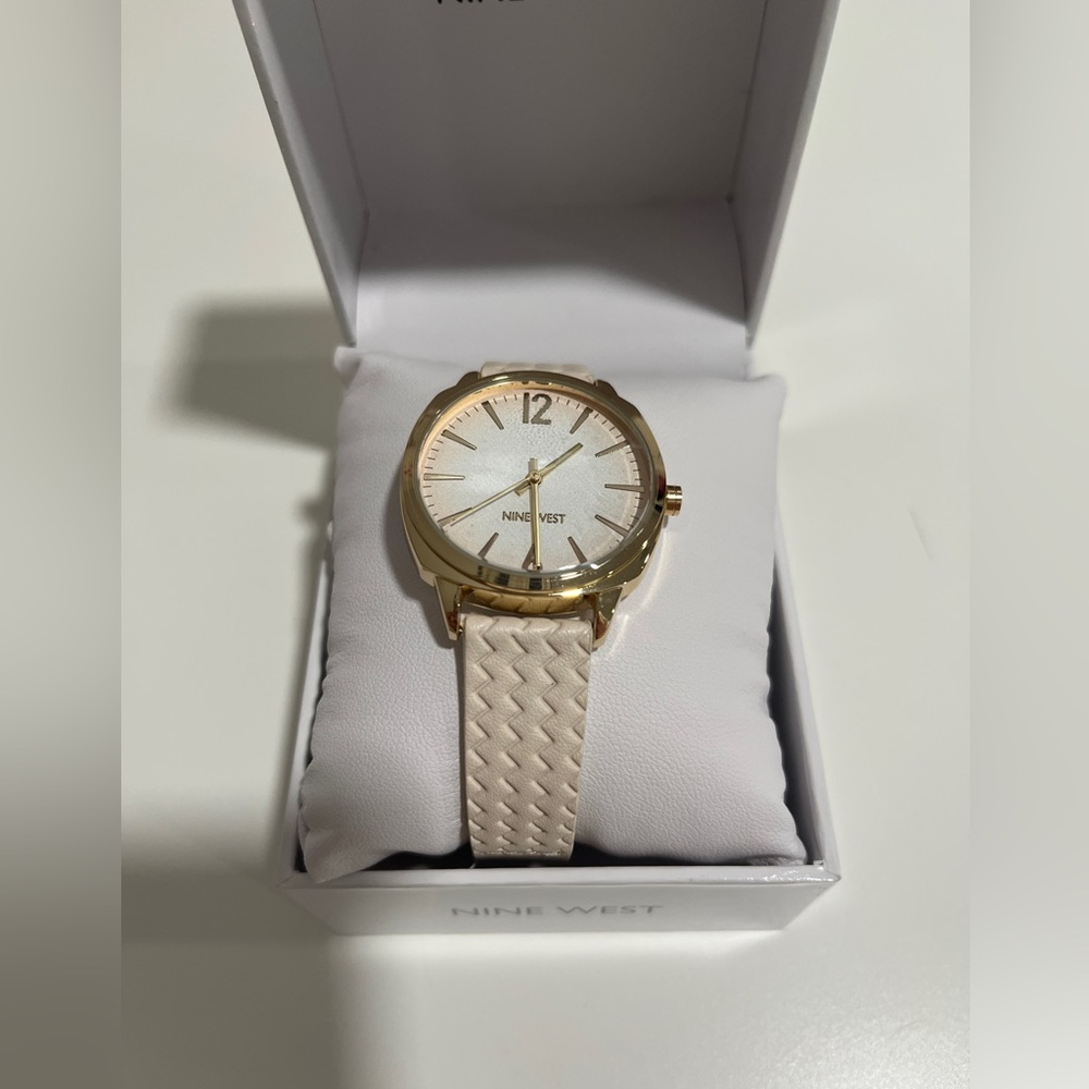 BNWT Nine West Watch